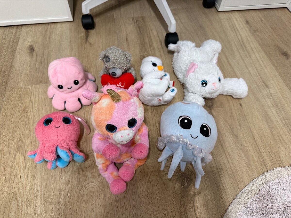 Mix značkových hračiek 7ks = 7€