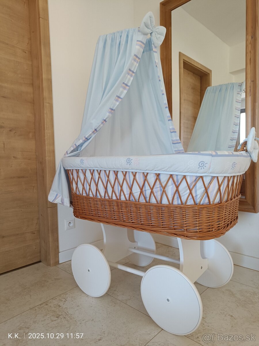 Postieľka - prútený košík
