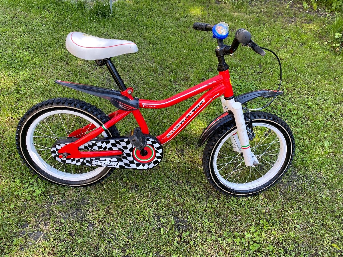 Detský bicykel Ferrari Scuderia