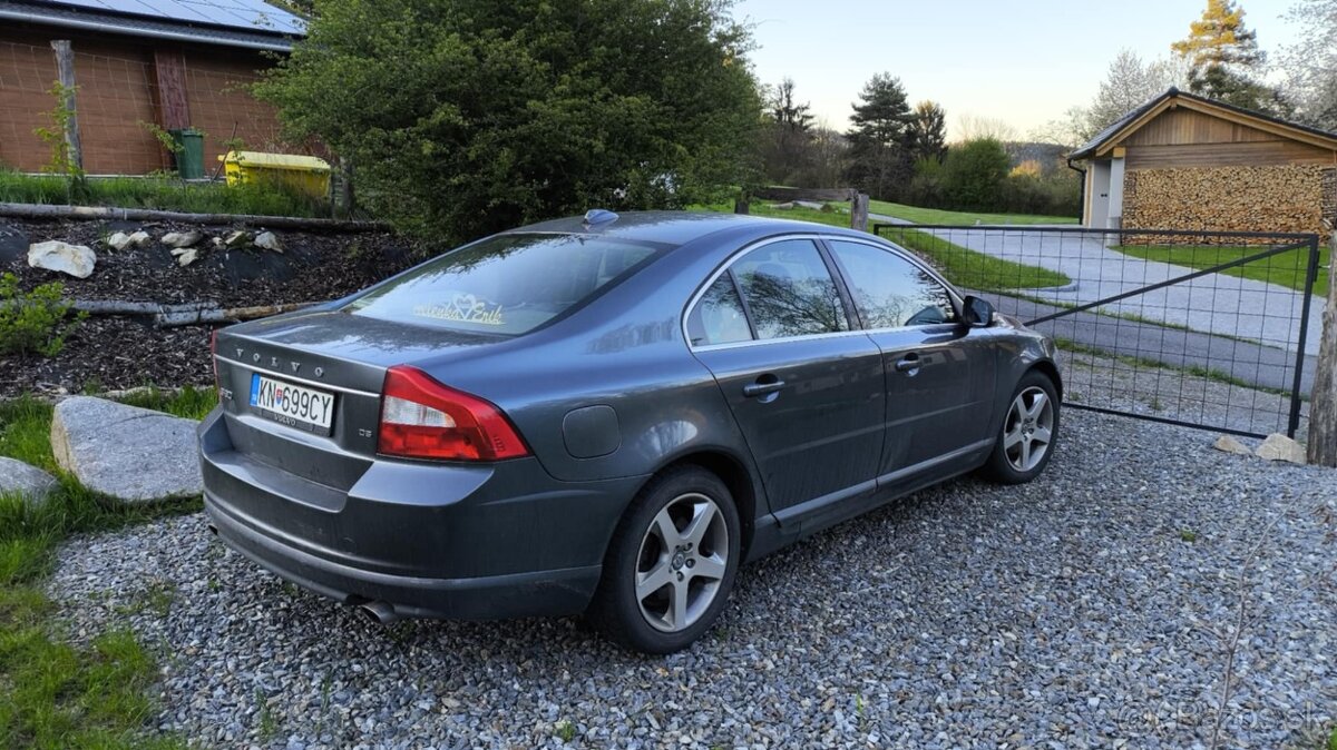 Predám Volvo S80 151kW 320tis km 2.4 D5 automat