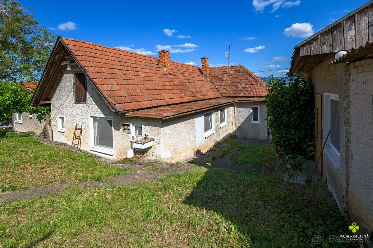 RODINNÝ DOM S ROZĽAHLÝM POZEMKOM OPATOVCE NAD NITROU