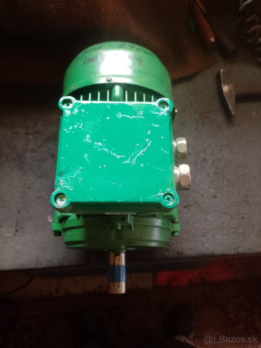 Predám 3.7kw elektromotor.