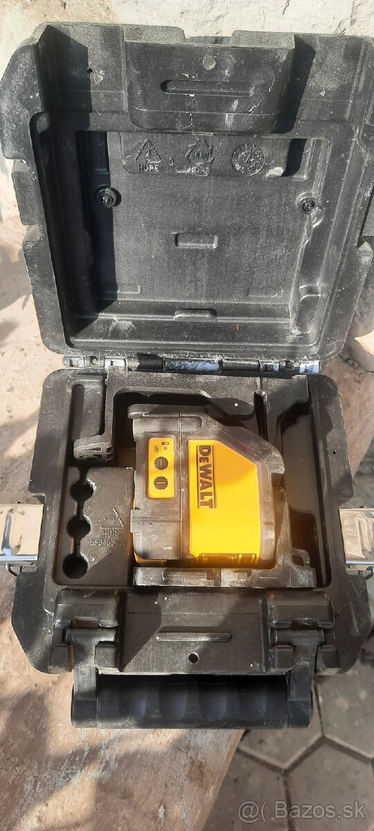 Dewalt