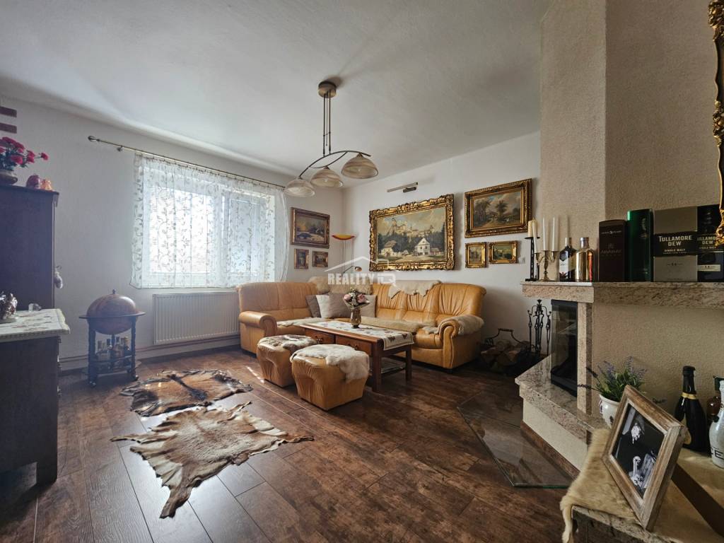 Exkluzívne - NA PREDAJ Rodinný dom v Trenčíne - časť Opatová