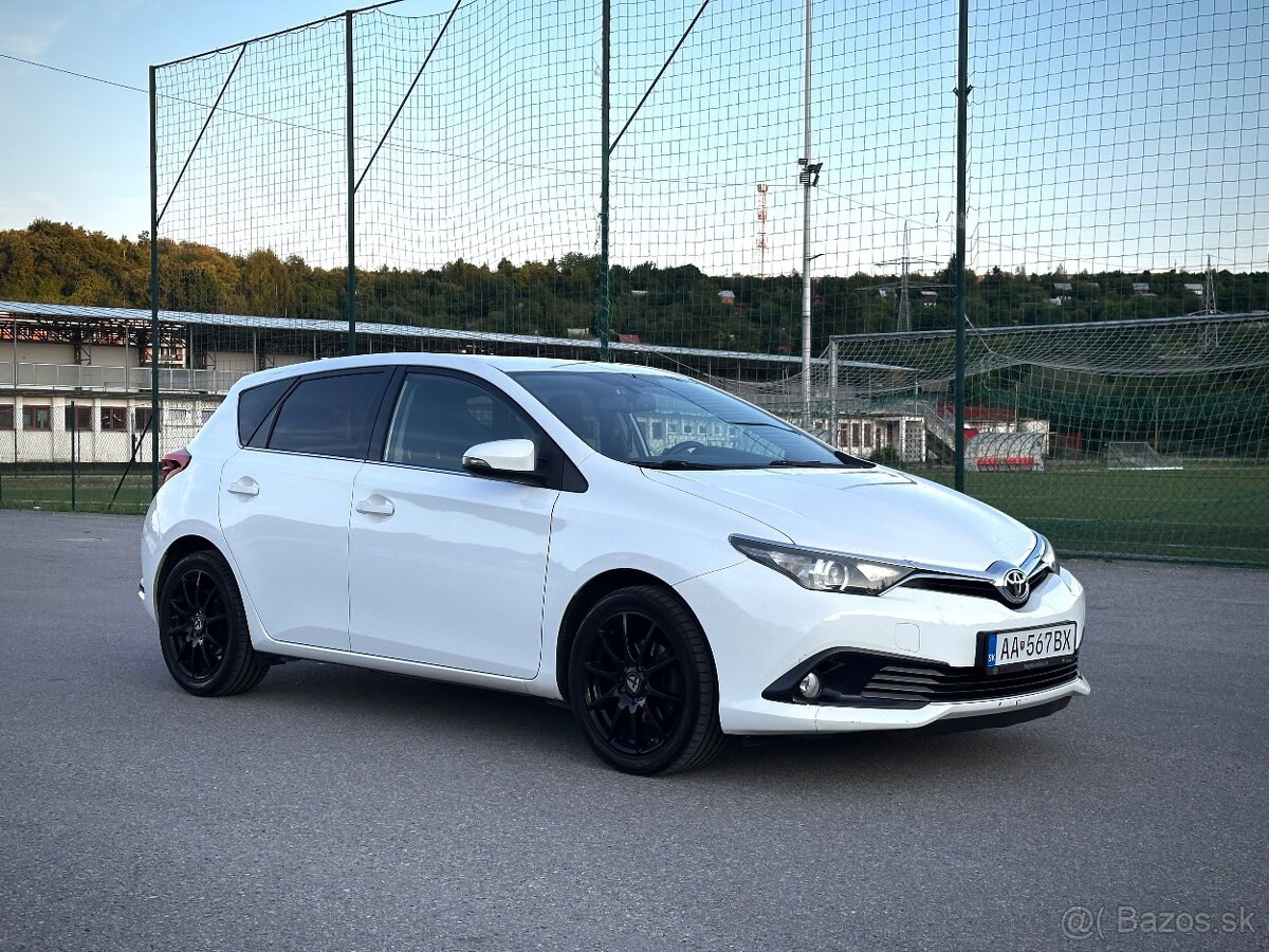Toyota Auris 1.6 VVT, 97 kW