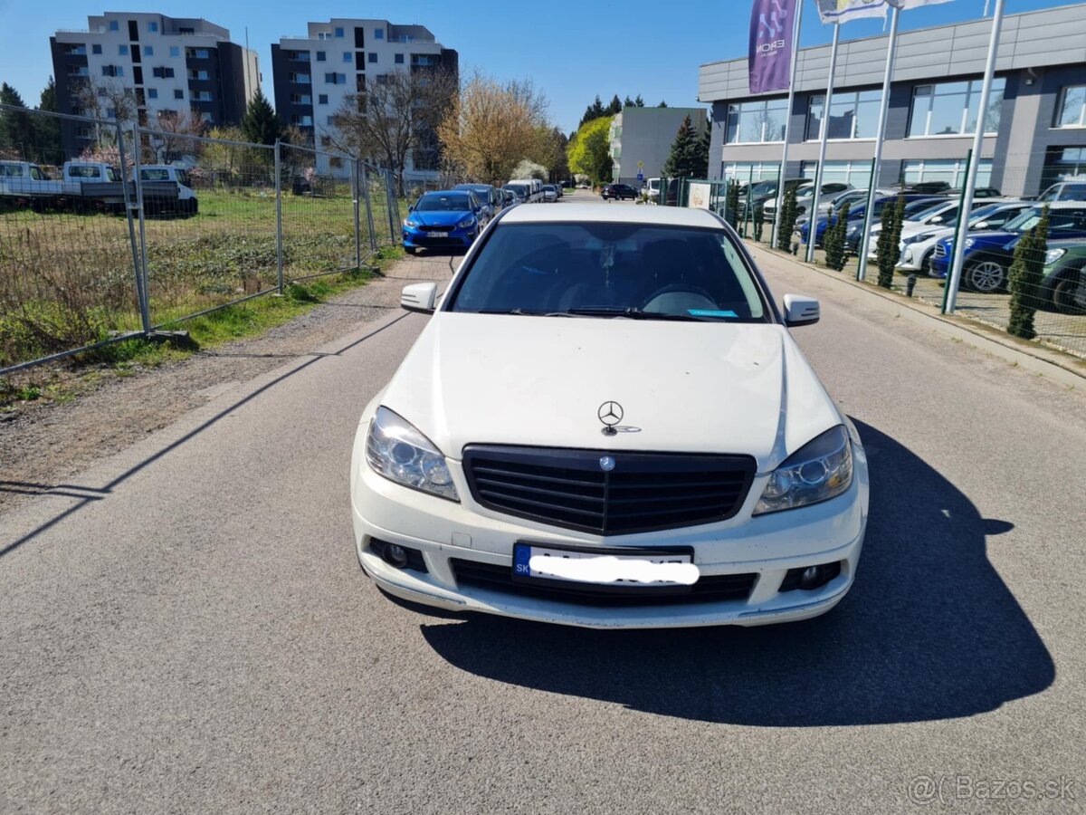 Predám Mercedes W204 C180 kompressor