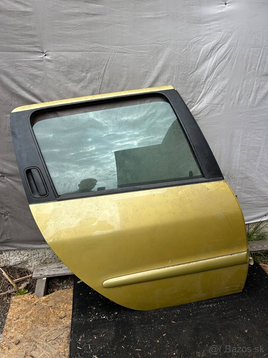 Peugeot 206 sw zadne dvere