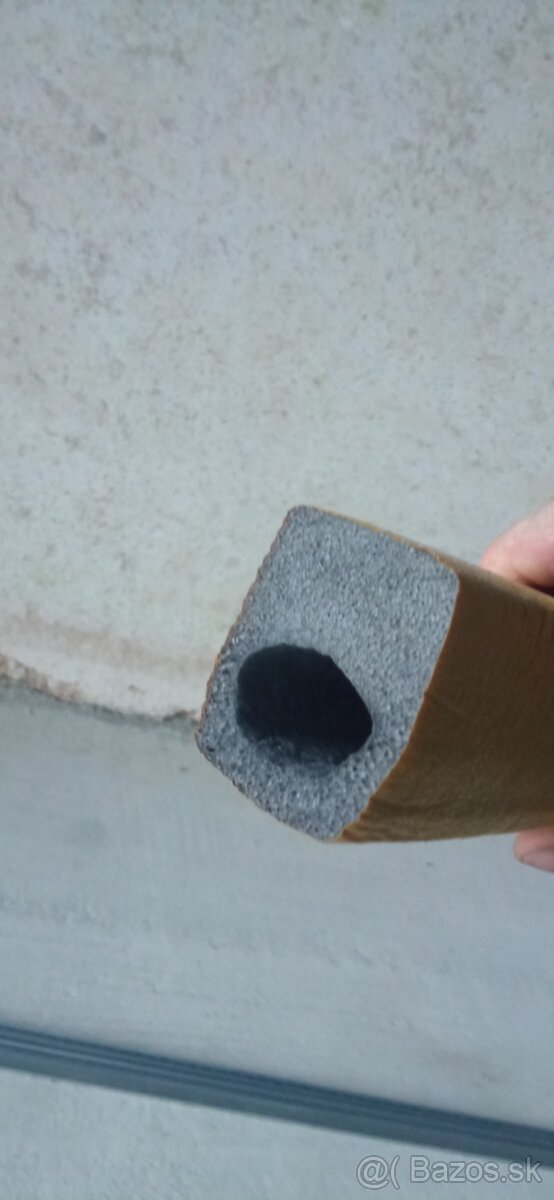 Izolačné puzdro, návleková izolácia na potrubie