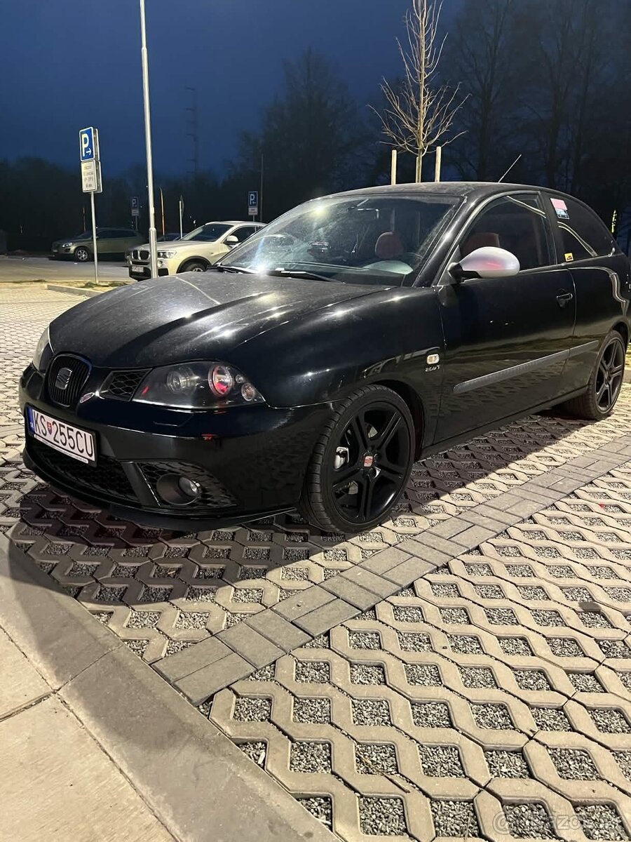 SEAT Ibiza FR 1.8T 110 kW