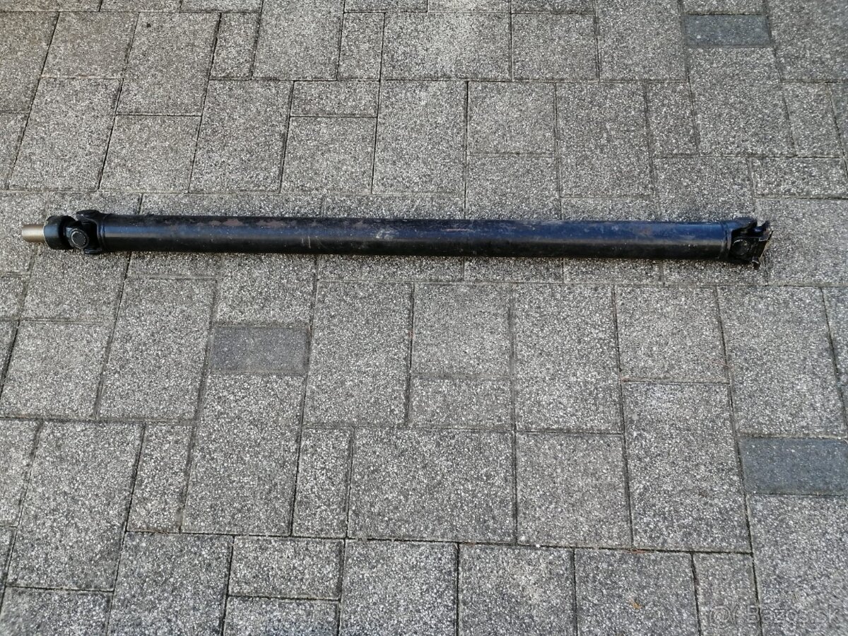 Dvojkĺbový hriadeľ