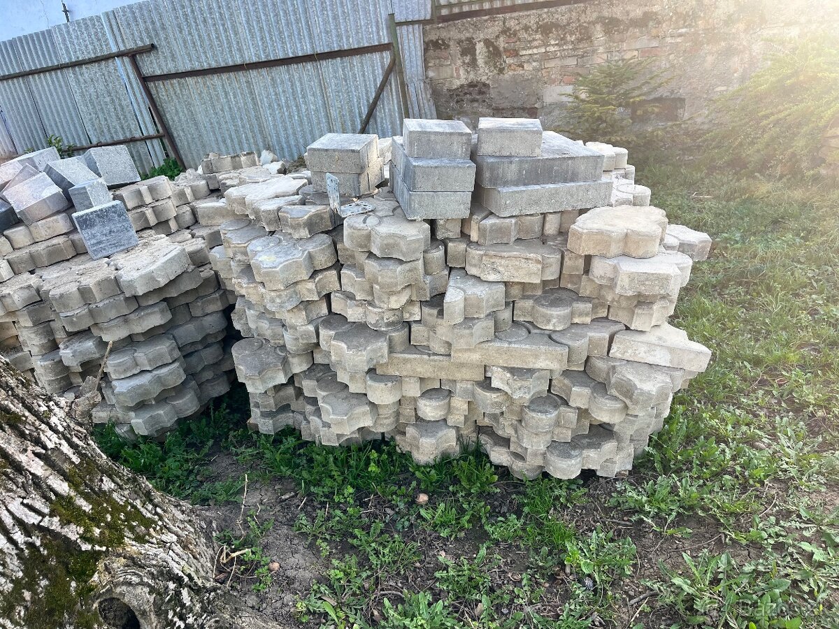 Zámková dlažba