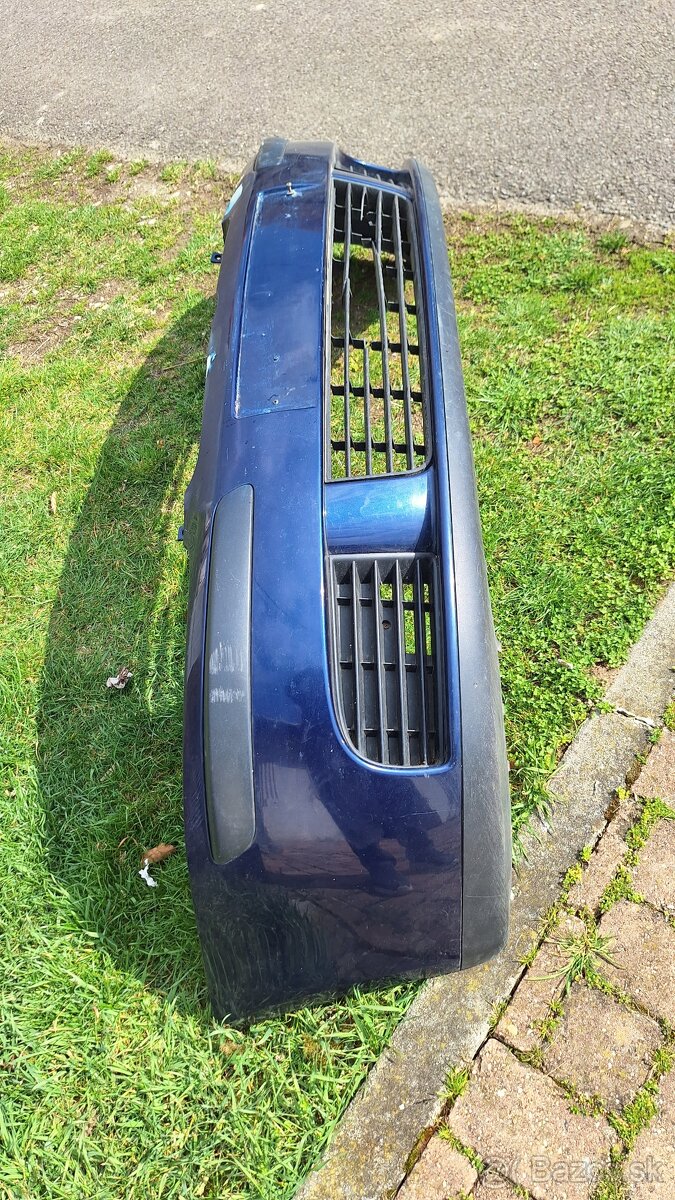 Nárazník predný Golf 5