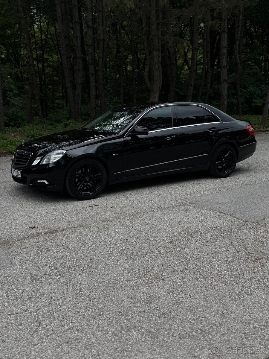 Mercedes Benz E350