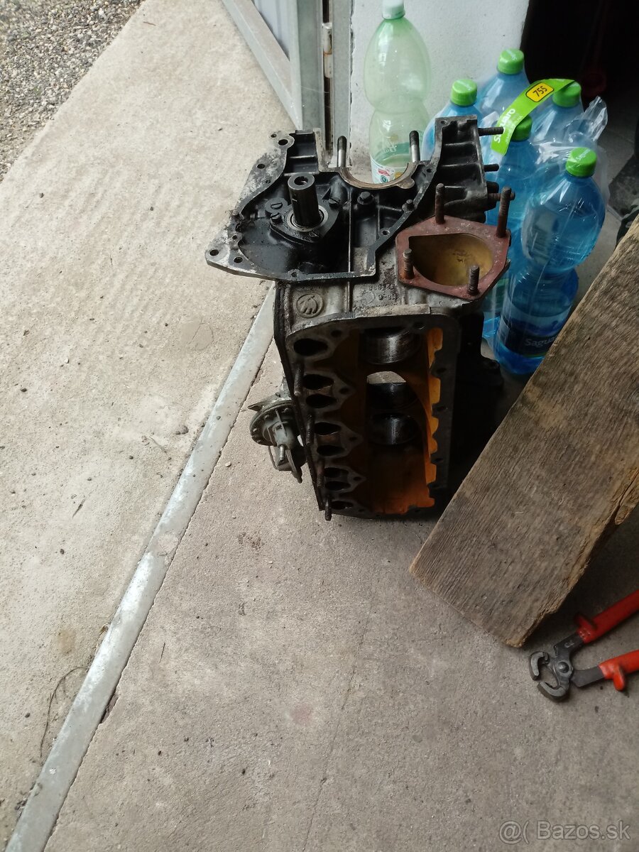 Škoda 1000mb
