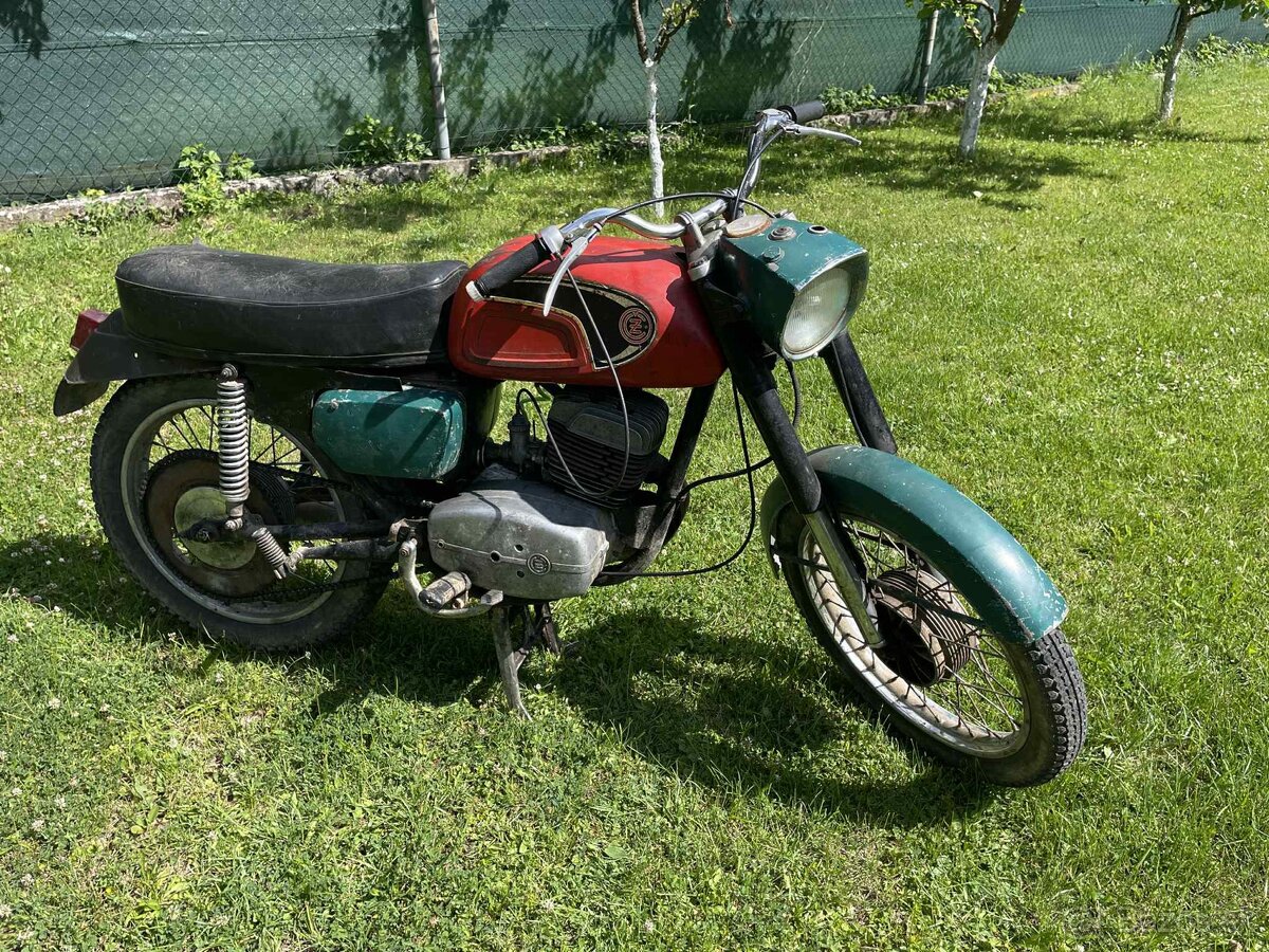 ČZ 125/476