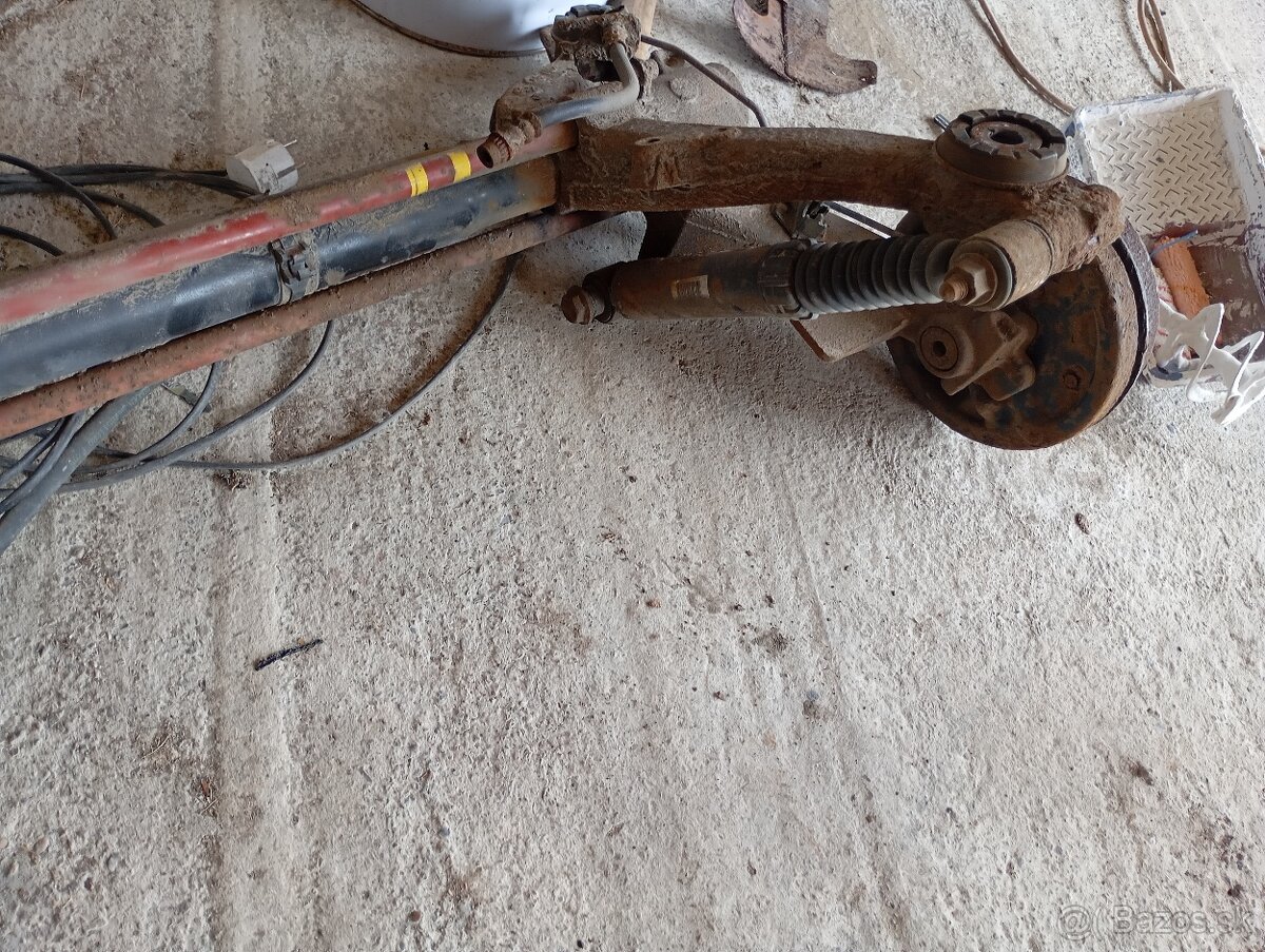 Peugeot 206  1.1 zadná naprava