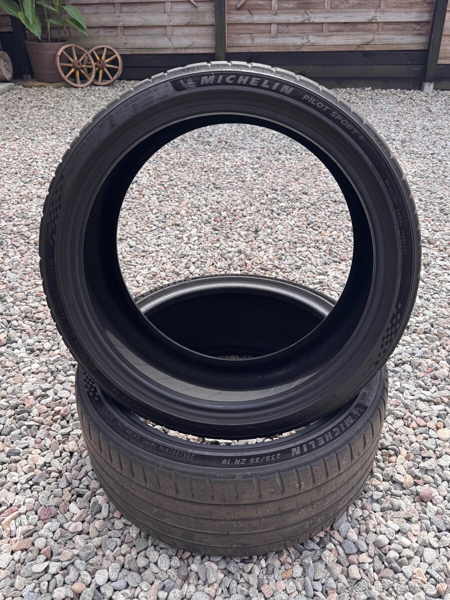 Letné pneumatiky 235/35 r19 Michelin Pilot Sport 5