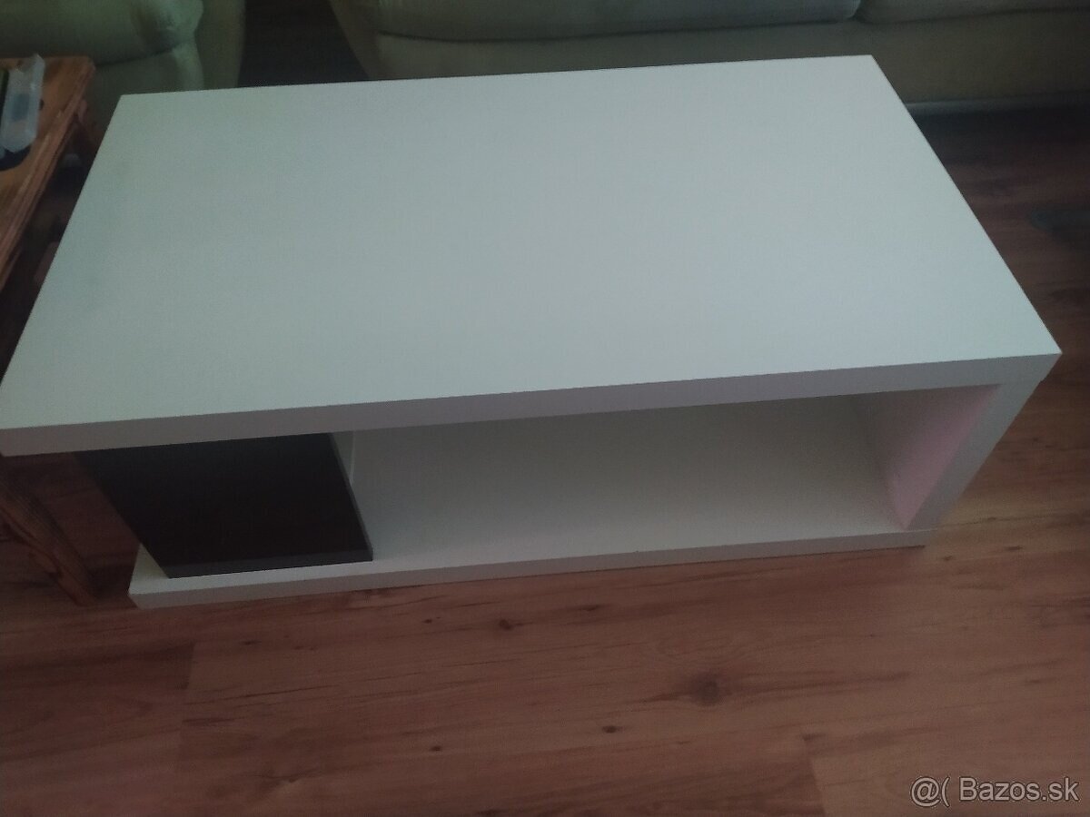 Darujem konferenčný stôl za 10€