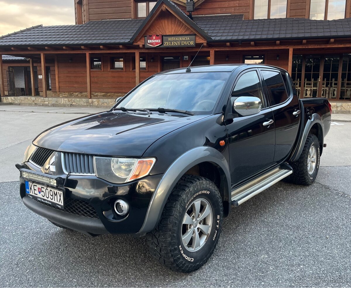 Mitsubishi L200 2.5 TDI Superselect  4x4 Uzávierka