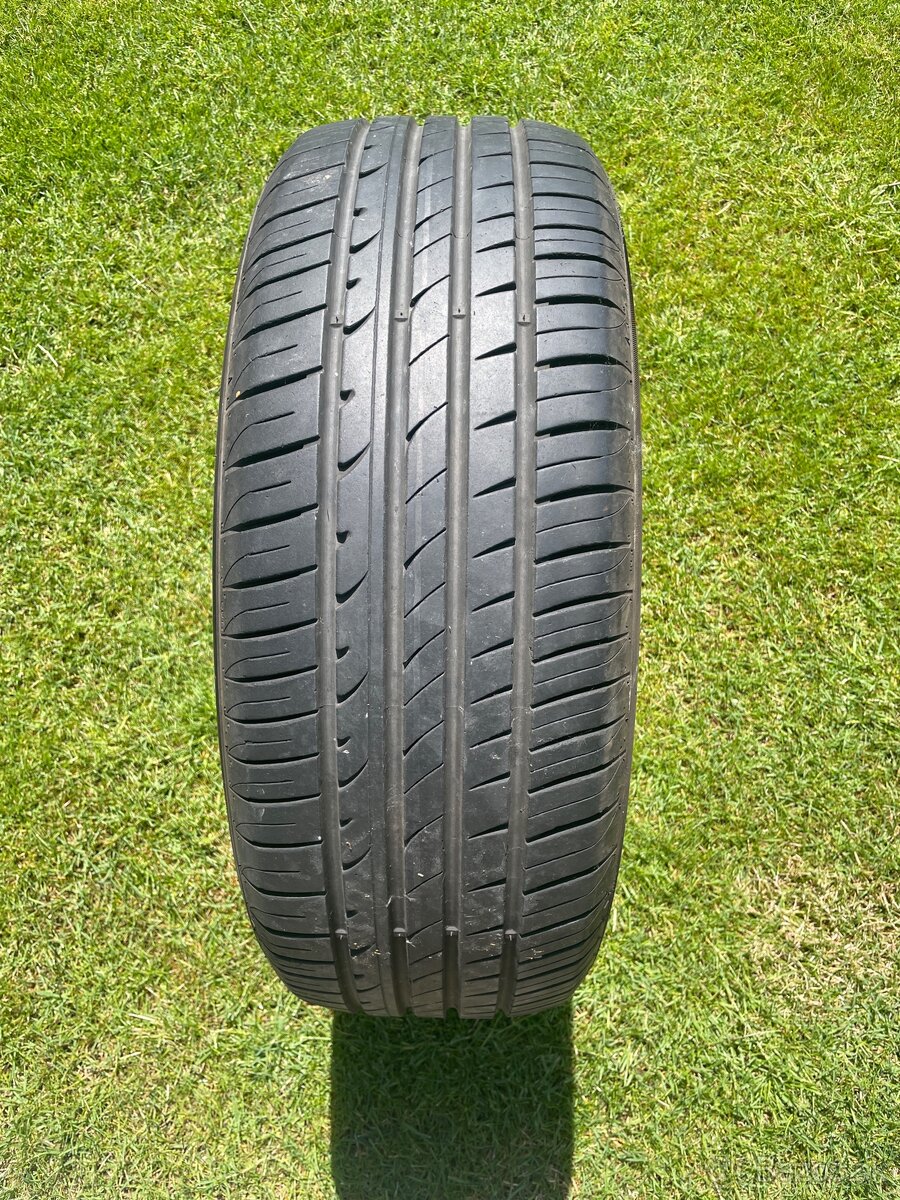 Pneumatiky 225/60R17 Hankook