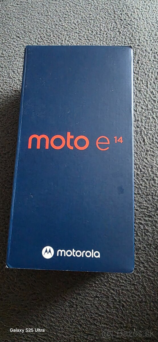 Motorola E14