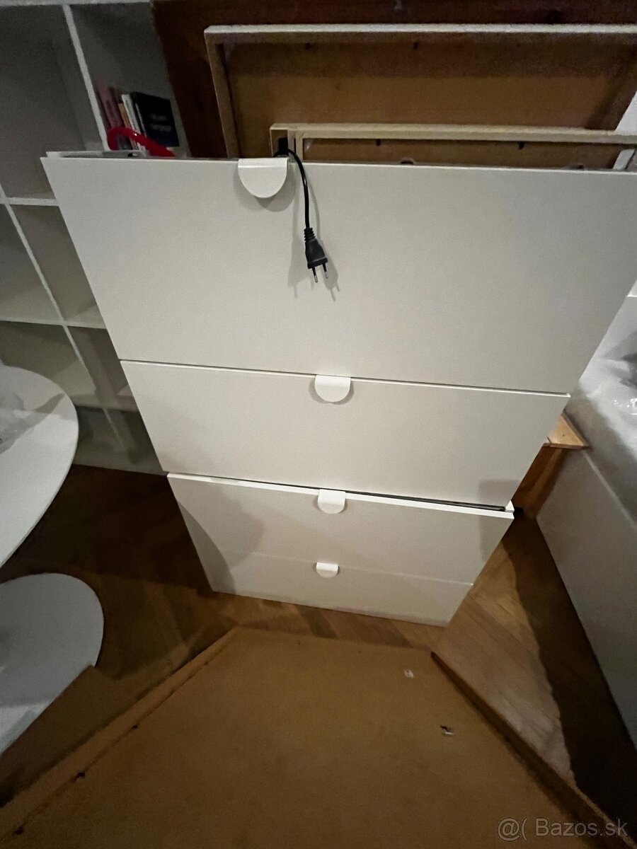 Kúpeľňová skrinka 80x43x60cm