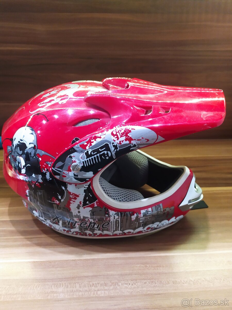 Detská prilba na štvorkolku