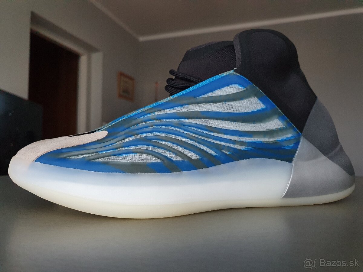 Adidas Yeezy Quantum “Frozen Blue”