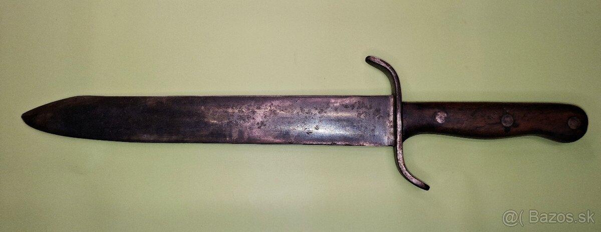 skrátený tesák M1915