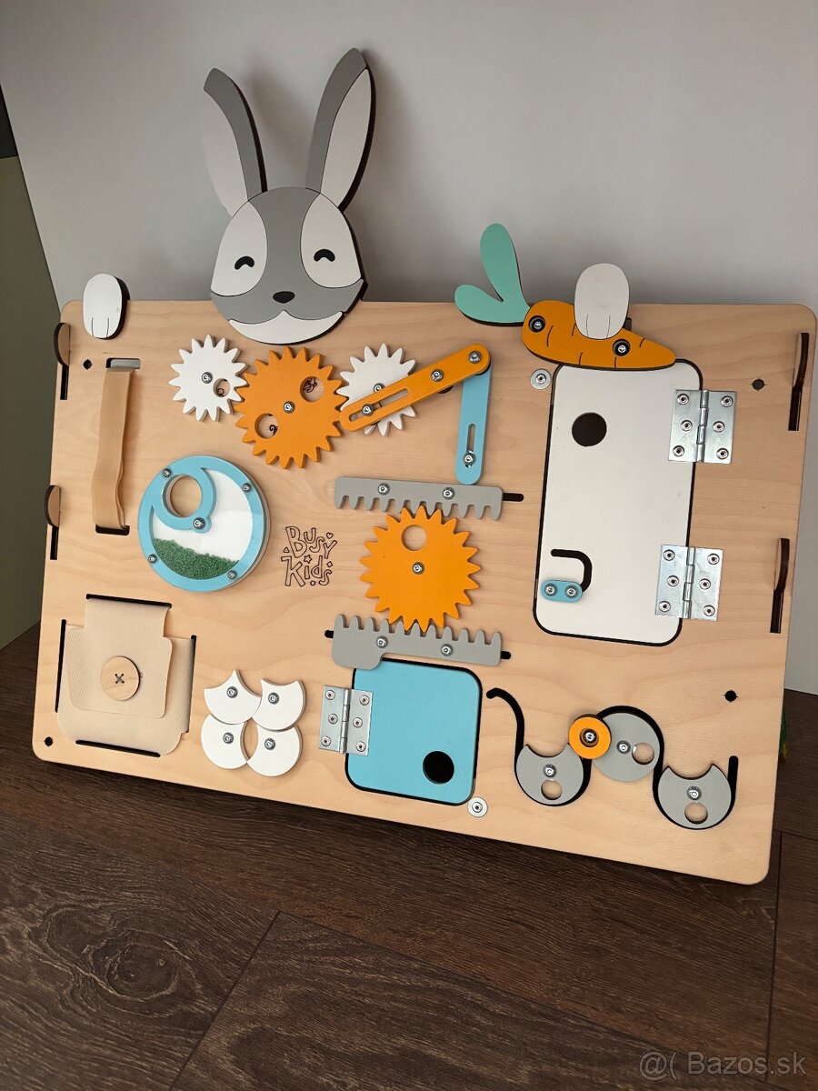 Busykids activity board