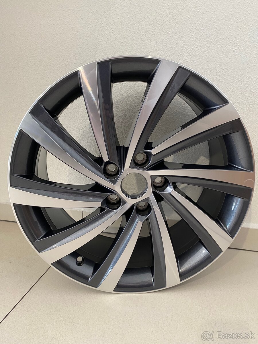 Alu Skoda PERSEUS R18