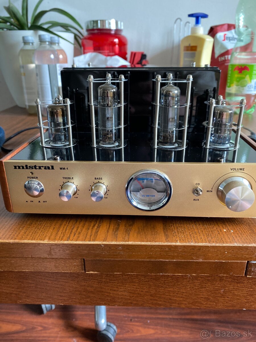 Mistral mm1