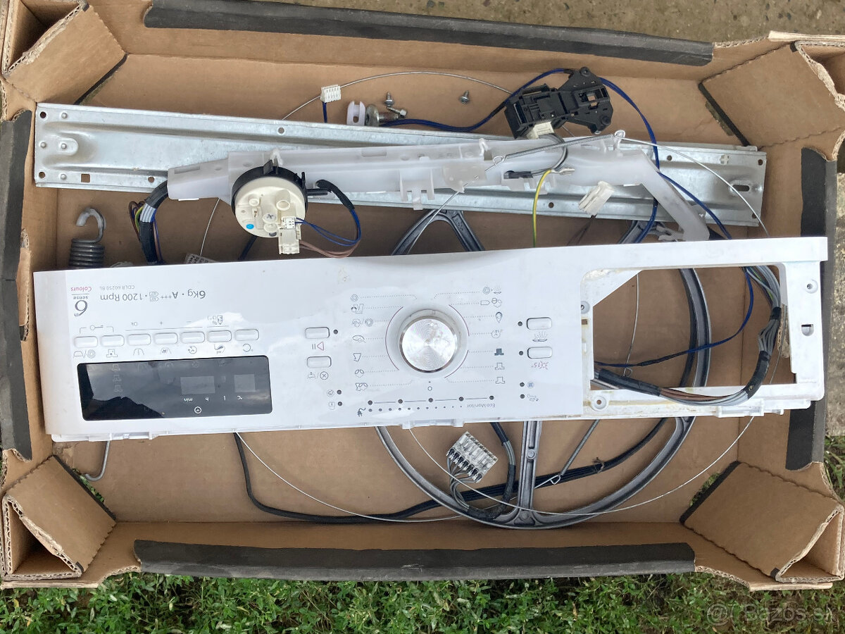 predam rozobratu pracku whirlpool cdrl 60250 bl
