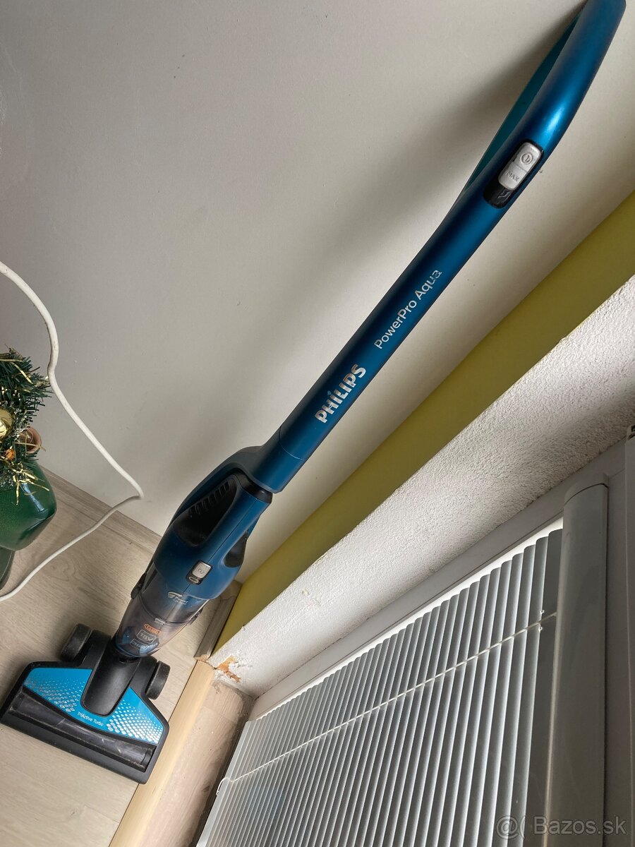 predam elektricky vysavac 3v1PHILIPS power Pro Aqua