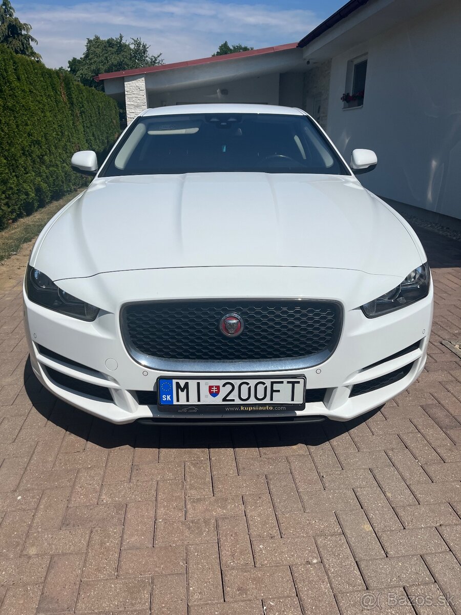 Jaguar XE, Land Rover Limited 2018, 2.0