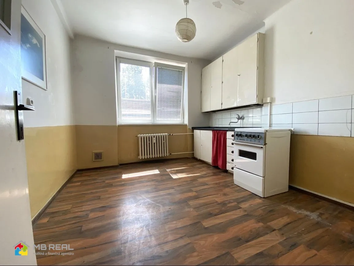 Veľkometrážny jednoizbový byt, Banská Bystrica, Sídlisko