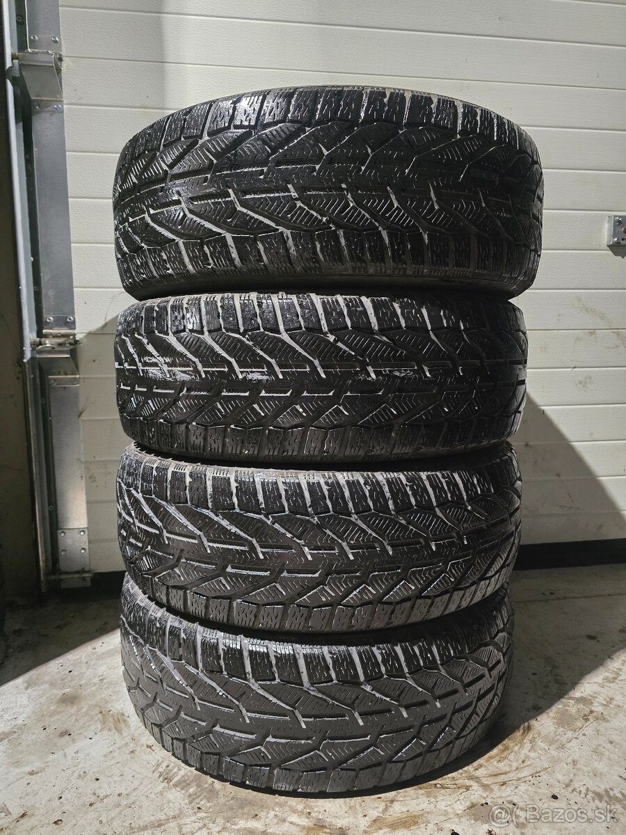 Zimné Pneu Riken SUV SNOW 235/65 R17