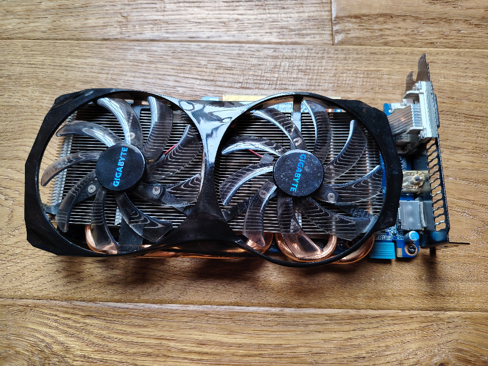 Predám VGA PCI-E Gigabyte GTX660 UltraDurable 2GB OC