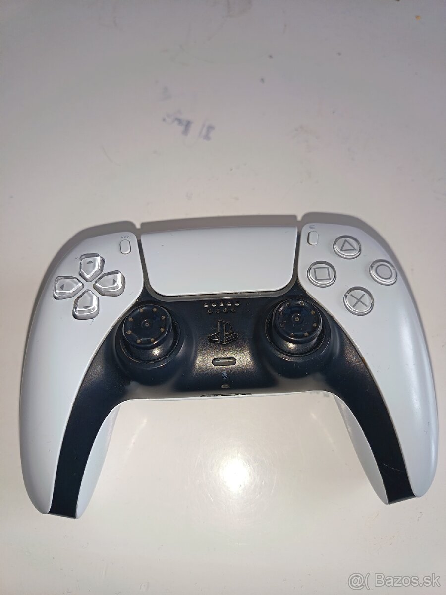 Playstation 5 ovladače