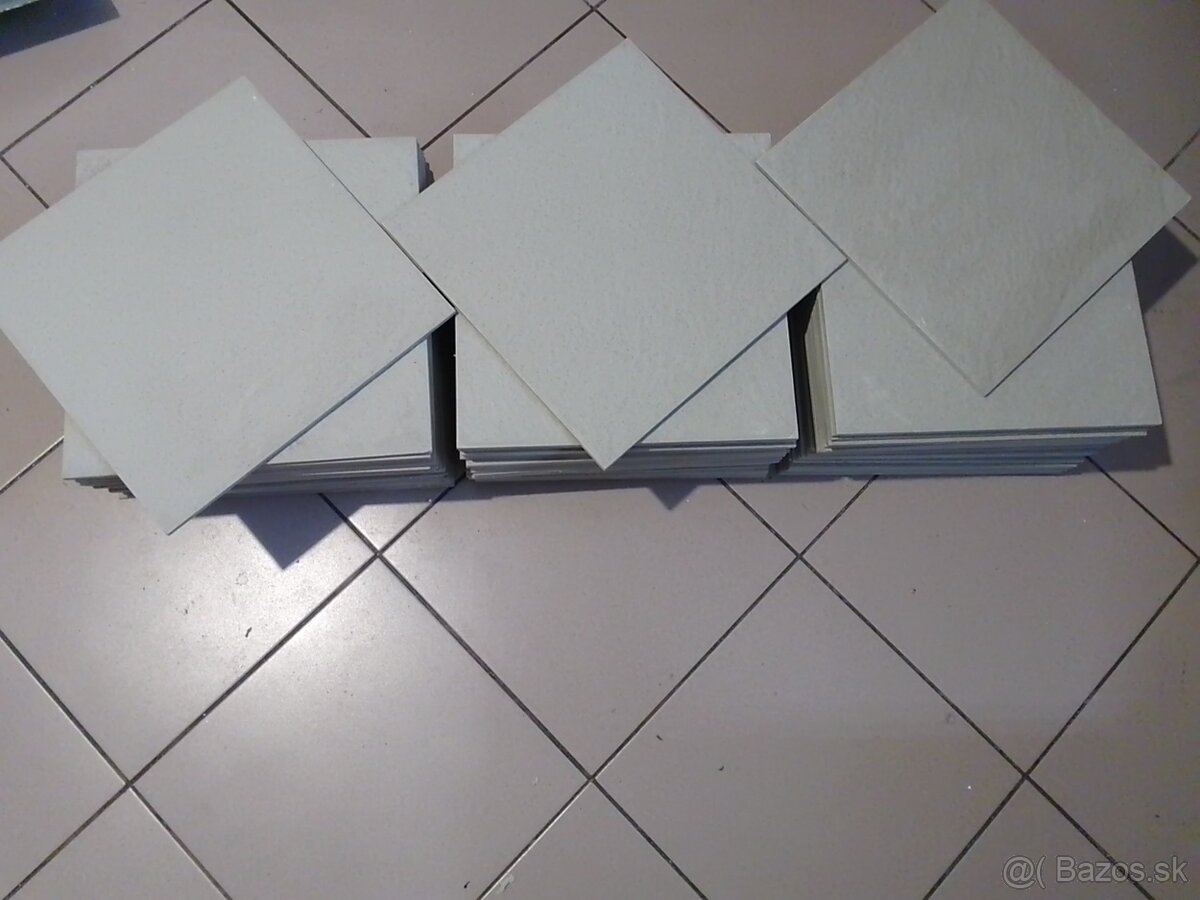 Dlažba Gres 7,63m2-35€.