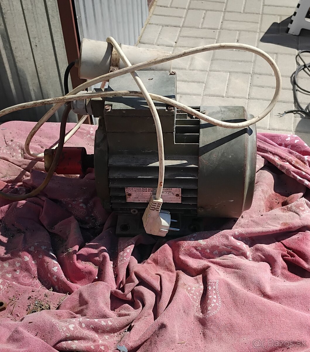 Predám motor