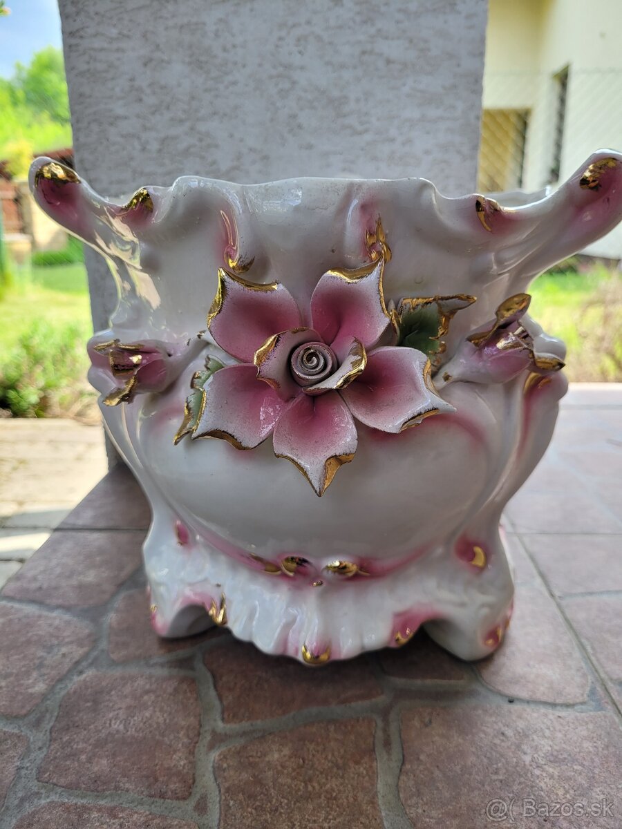 Ozdobný keramický kvetináč