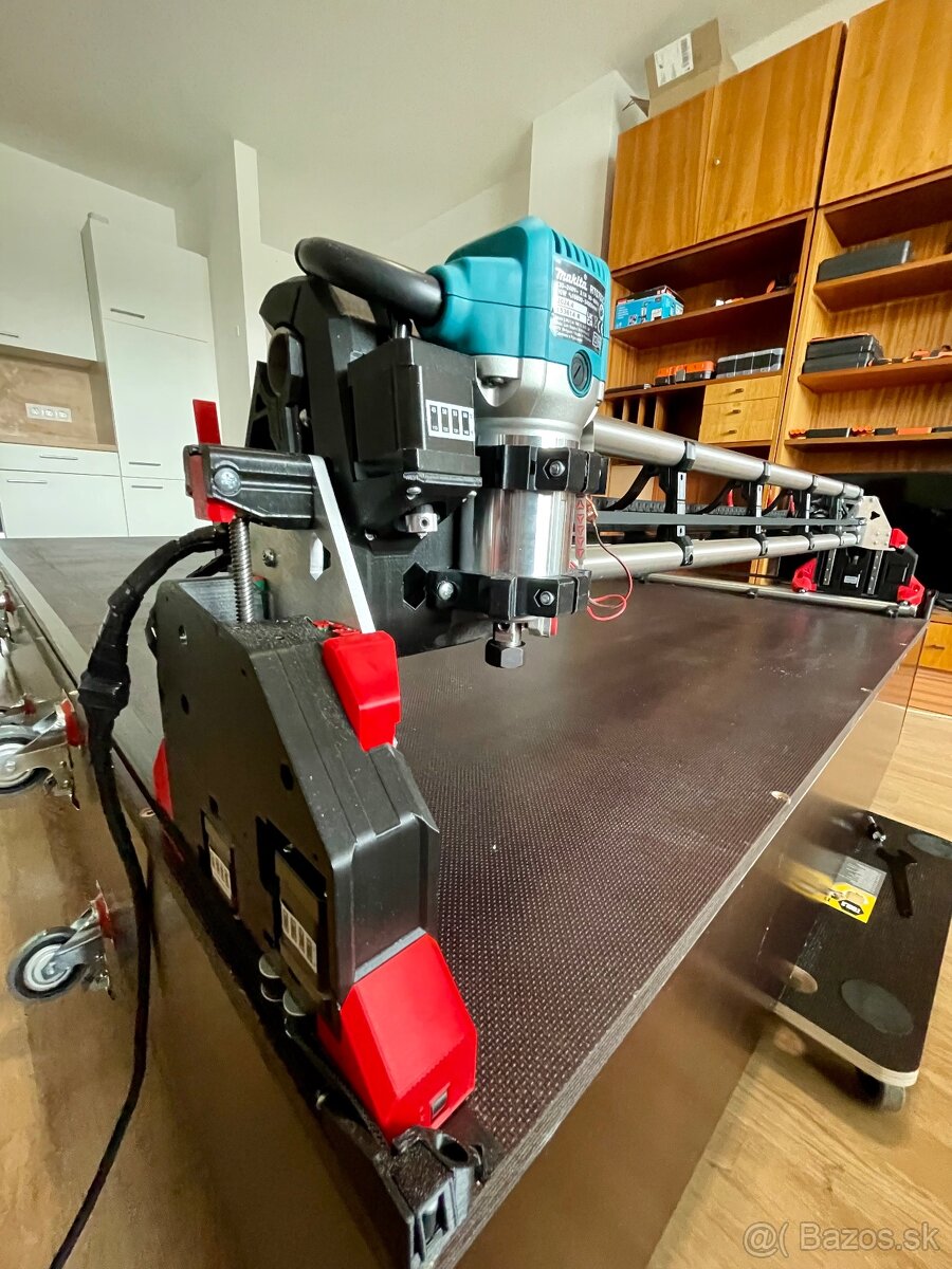 Veľkoformátová CNC fréza 3000 x 1500mm (nová po testovaní)