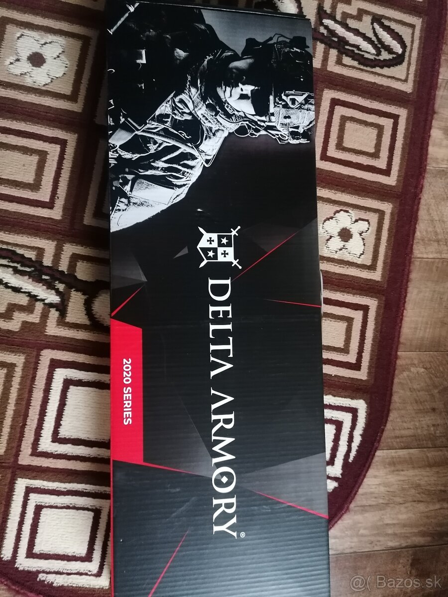 Predám airsoftku AR15