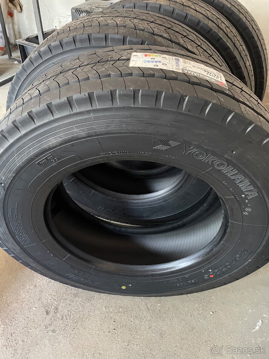 Pneumatiky 275/70R22.5