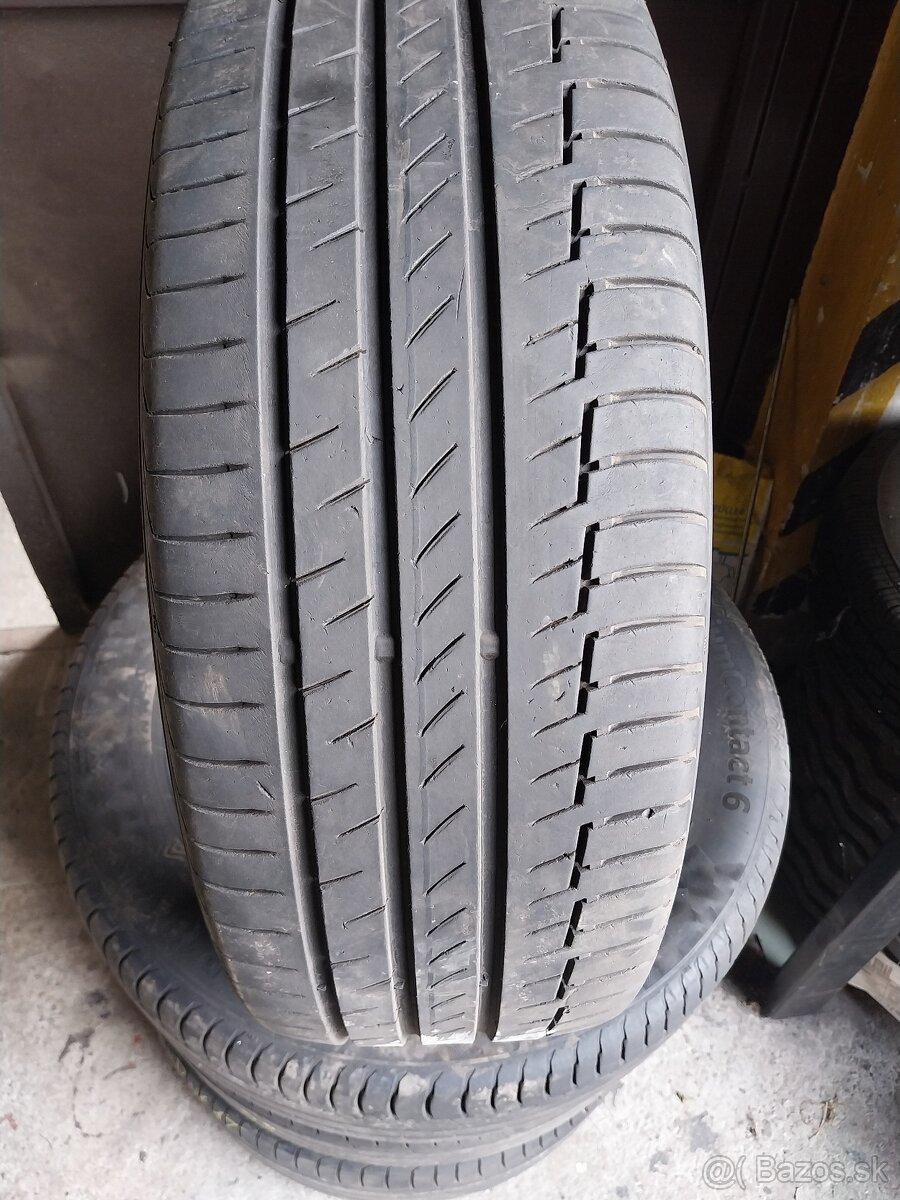 Pneu 225/55R18