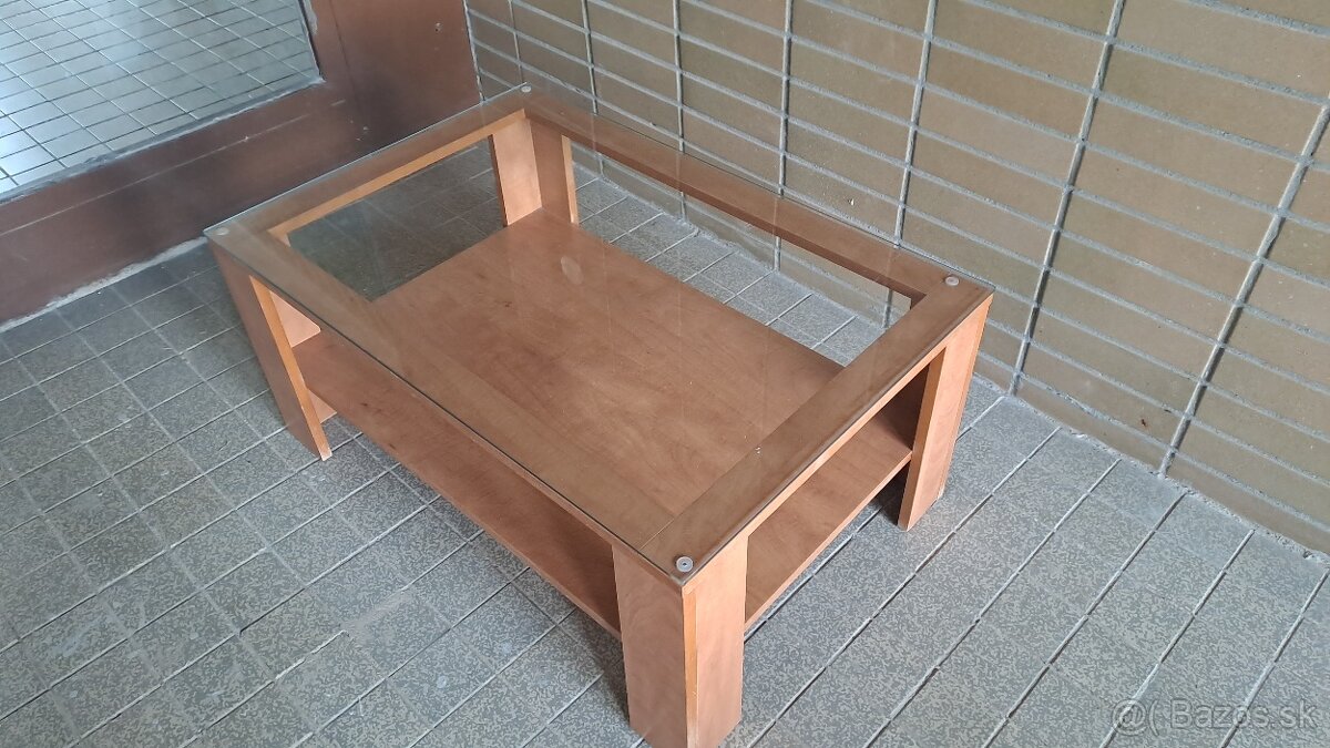 Konferenčný stolík