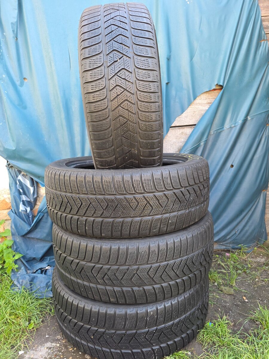 Ponúkame 4 zimné pneumatiky Pirelli Scorpion 235/50 R19