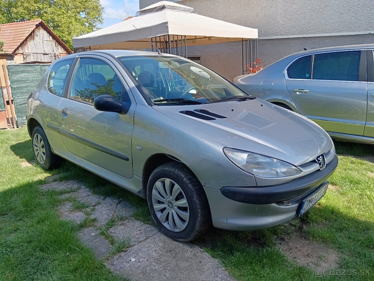 Peugeot 206