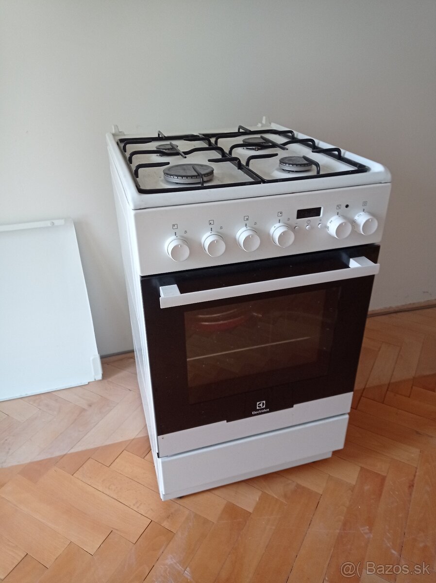 Predám kombinovaný sporák Elektrolux